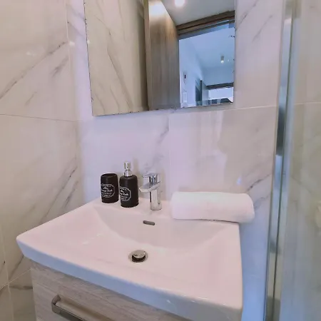 Διαμέρισμα Infinity